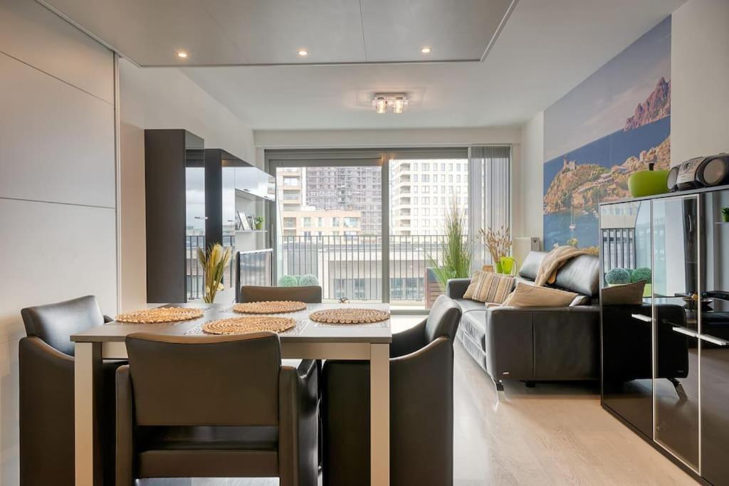 Apartamento Stunning In With Free Parking Ostende